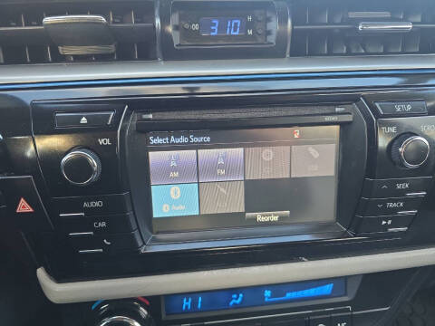 2015 Toyota Corolla LE