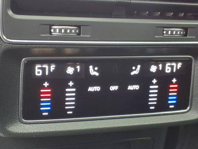 2019 Audi Q8 quattro Prestige 55 TFSI