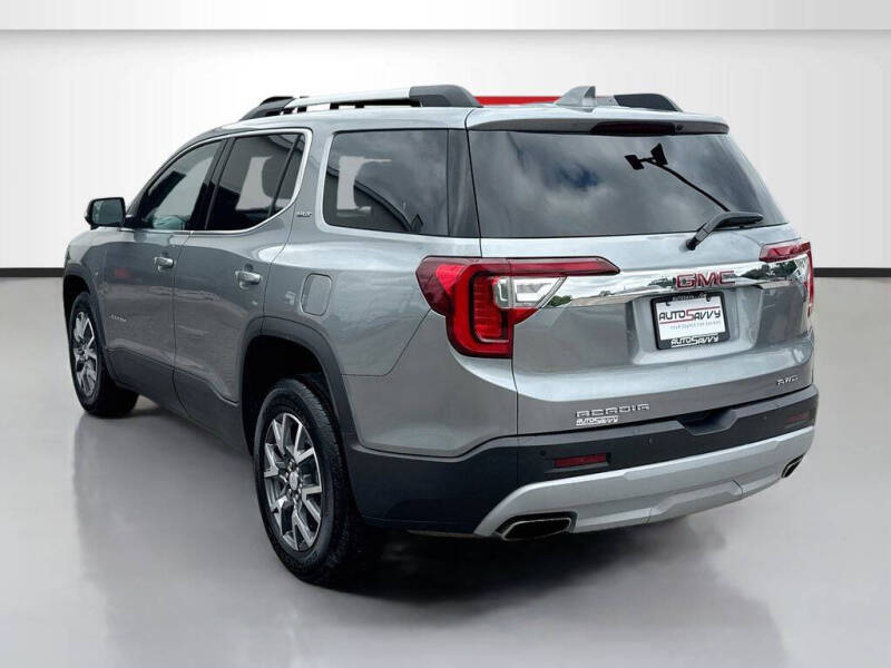 2023 GMC Acadia SLT