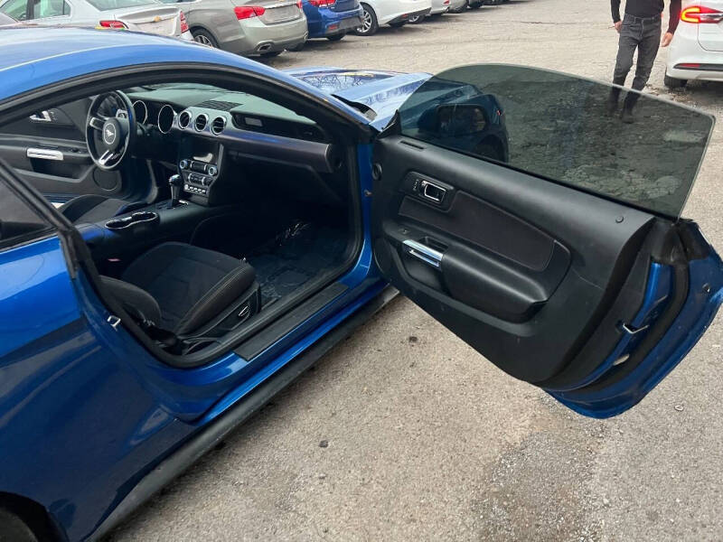 2017 Ford Mustang EcoBoost Premium