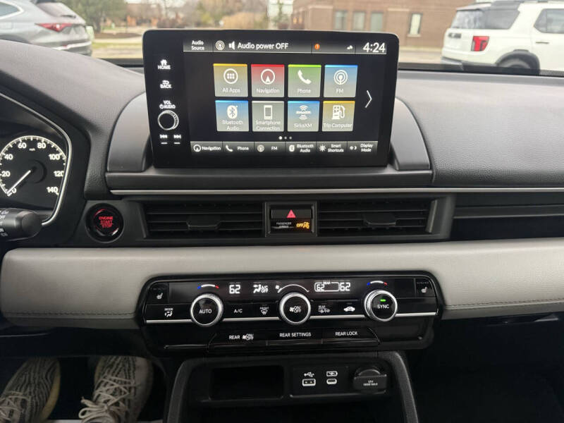 2024 Honda Pilot Touring