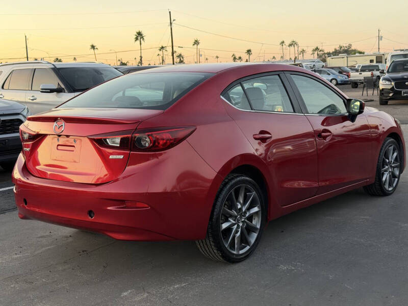 2018 Mazda MAZDA3 Touring