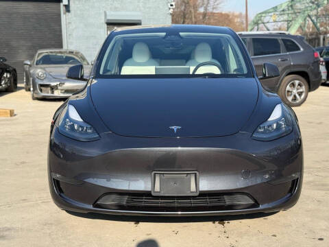 2025 Tesla Model Y Performance