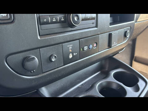 2022 Chevrolet Express 2500