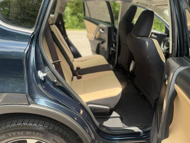 2017 Toyota RAV4 XLE