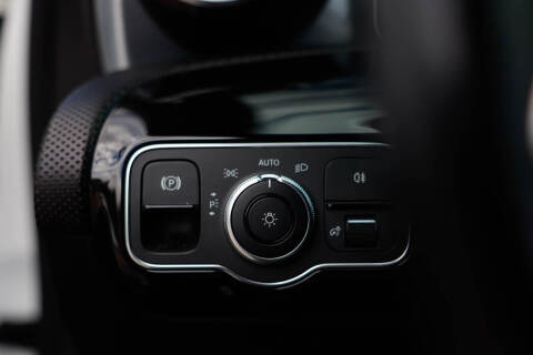 2019 Mercedes-Benz A-Class A 220