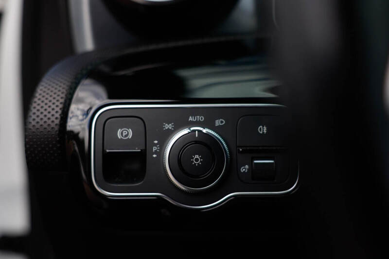 2019 Mercedes-Benz A-Class A 220