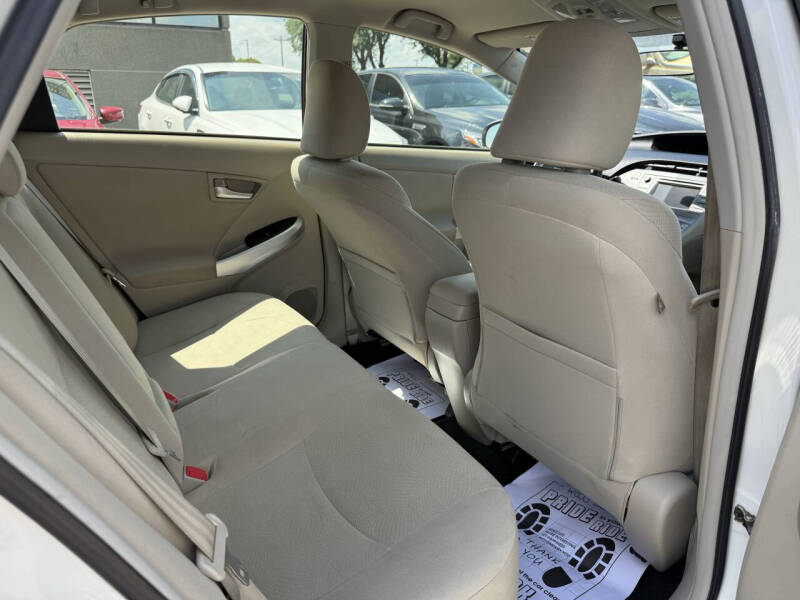 2013 Toyota Prius Two