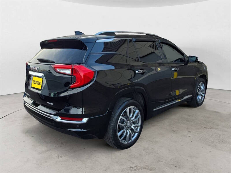 2024 GMC Terrain Denali