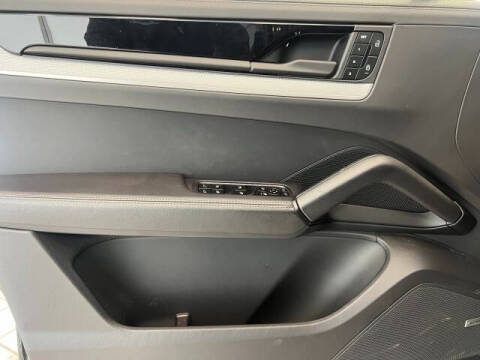 2024 Porsche Cayenne