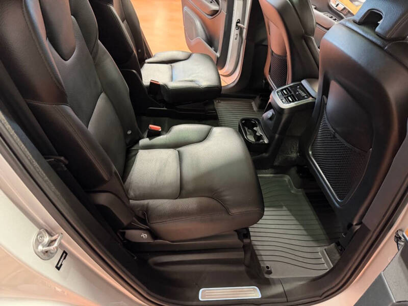 2022 Volvo XC90 Recharge T8 Inscription Expression 6P