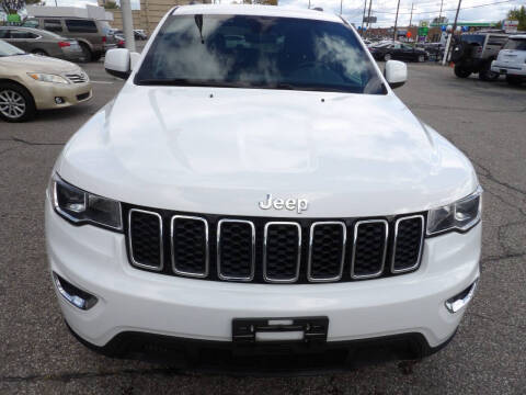 2017 Jeep Grand Cherokee Laredo