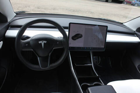 2019 Tesla Model 3 Standard Range Plus