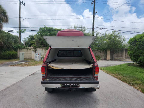 2000 Mazda B-Series B3000 SE