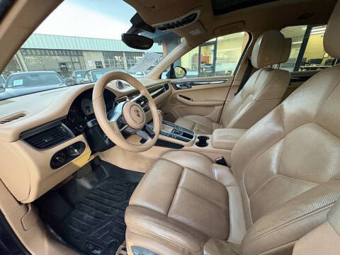 2015 Porsche Macan S