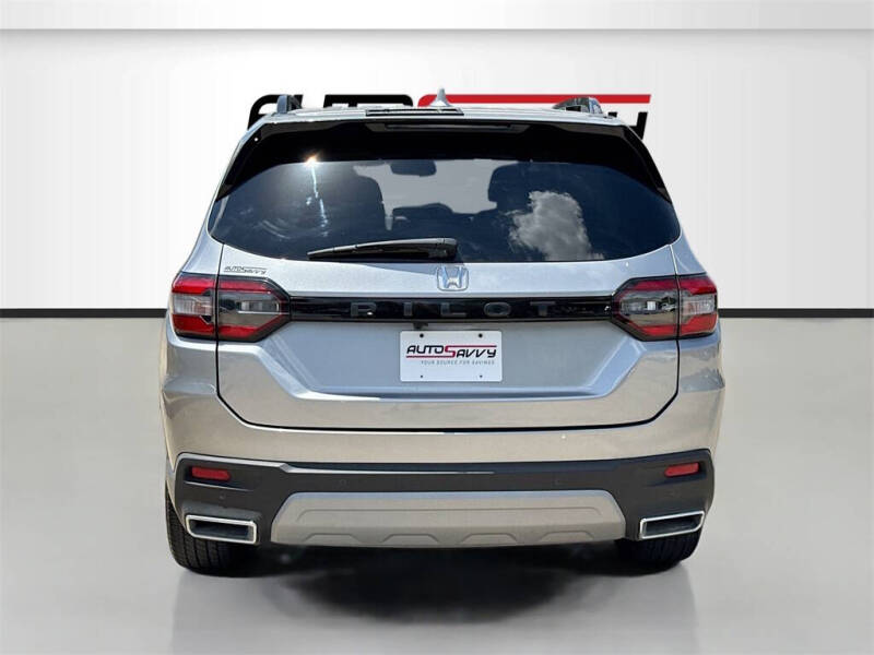 2023 Honda Pilot Touring