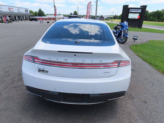 2017 Lincoln MKZ for sale at Modern Automotive Group LLC in Lafayette, TN