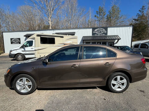 2011 Volkswagen Jetta for sale at Monroe Auto's, LLC in Parsons TN