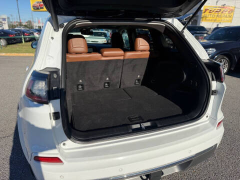 2019 Jeep Cherokee Overland