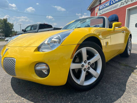 2007 Pontiac Solstice for sale at Ritchie County Preowned Autos in Harrisville WV