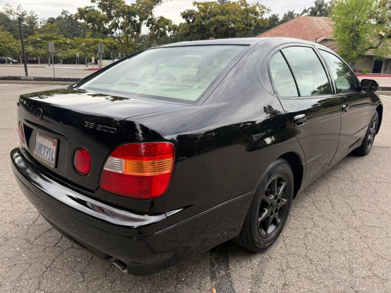 2000 Lexus GS 300