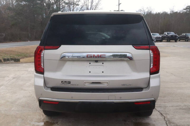 2022 GMC Yukon XL SLT