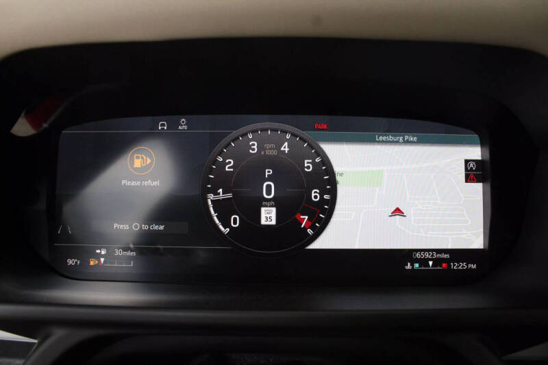 2020 Land Rover Defender 110 SE