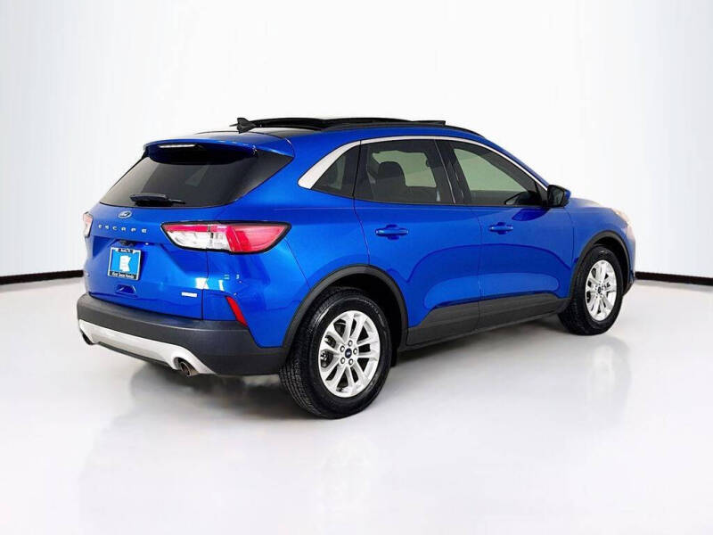 2020 Ford Escape SE