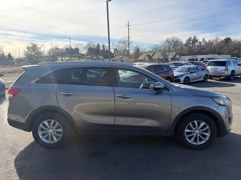 2018 Kia Sorento LX