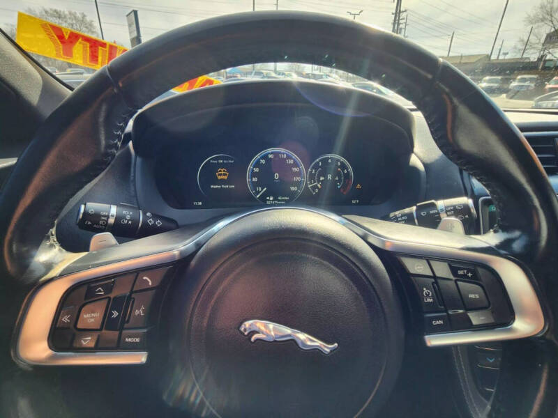 2017 Jaguar F-PACE S