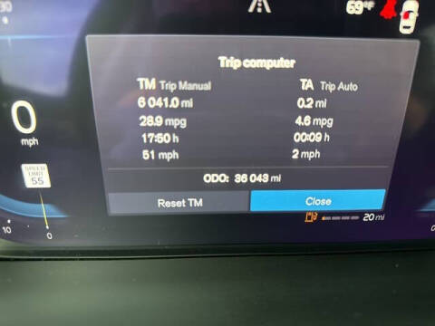 2023 Volvo XC60 B5 Plus Bright Theme