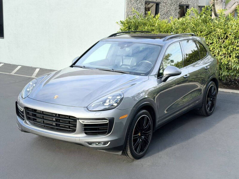 2017 Porsche Cayenne Turbo