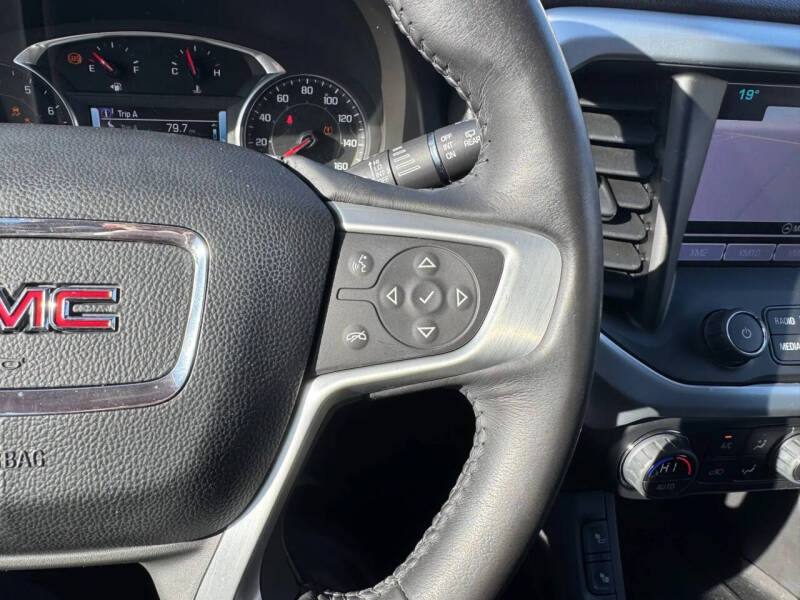 2017 GMC Acadia SLT-1