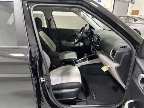 2024 Hyundai Venue SEL