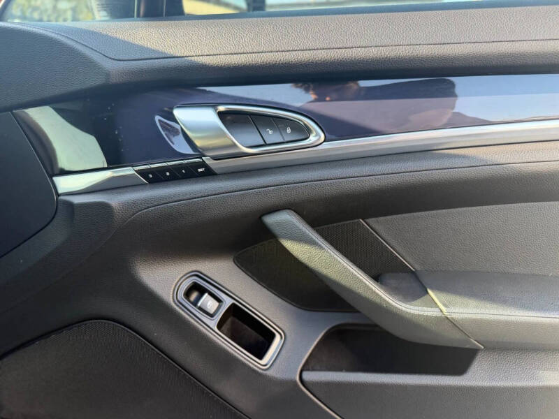 2014 Porsche Panamera
