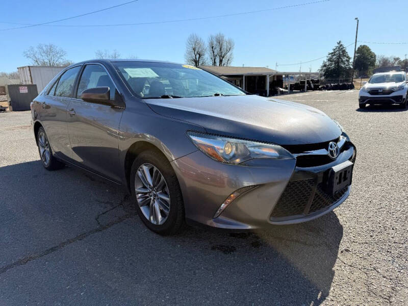 2017 Toyota Camry SE