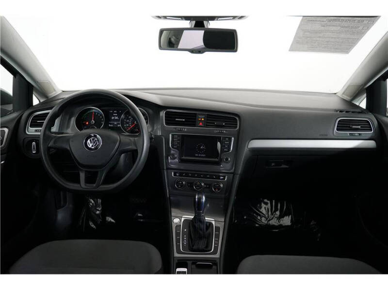 2015 Volkswagen e-Golf Limited Edition