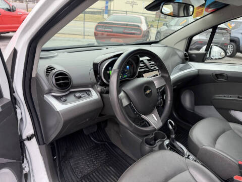 2016 Chevrolet Spark EV 2LT