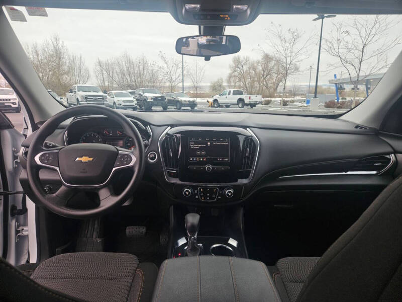 2021 Chevrolet Traverse LS