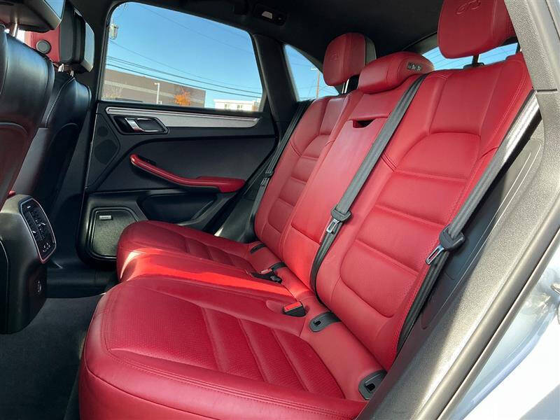 2017 Porsche Macan GTS