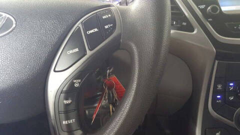 2014 Hyundai Elantra SE