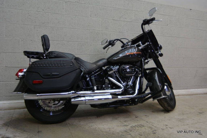 2019 Harley-Davidson FLHCS
