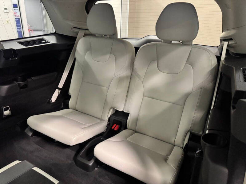 2024 Volvo XC90 B6 Plus Bright Theme 7P