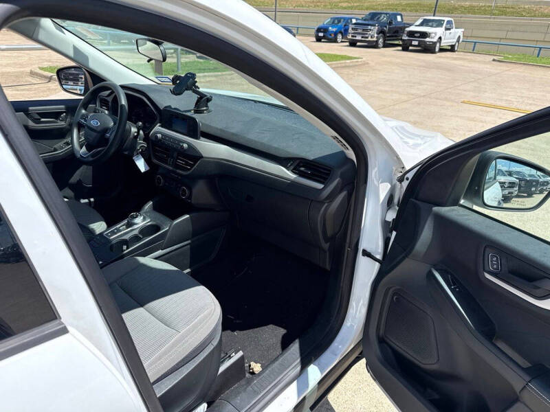 2022 Ford Escape S