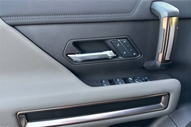 2025 GMC HUMMER EV 2X