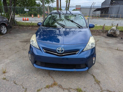 2012 Toyota Prius v Five
