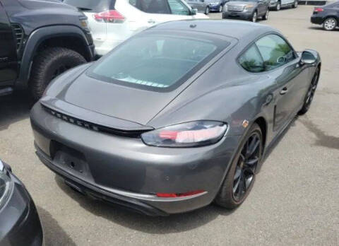 2021 Porsche 718 Cayman
