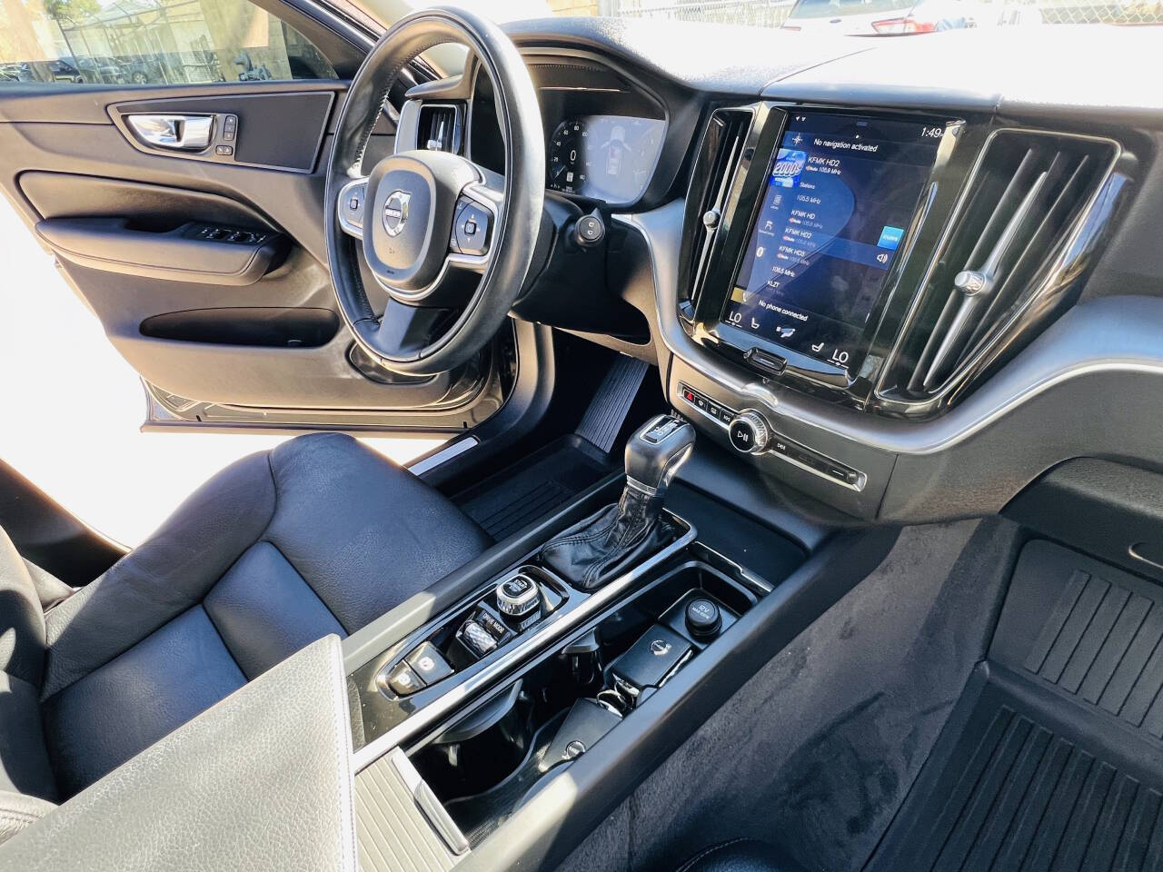 Used Car 2020 Volvo Xc60  T5 Momentum 4dr Suv For Sale Under $20,000 In Austin, Texas