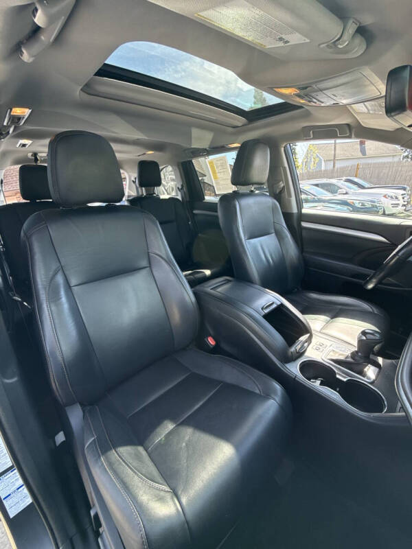 2017 Toyota Highlander XLE