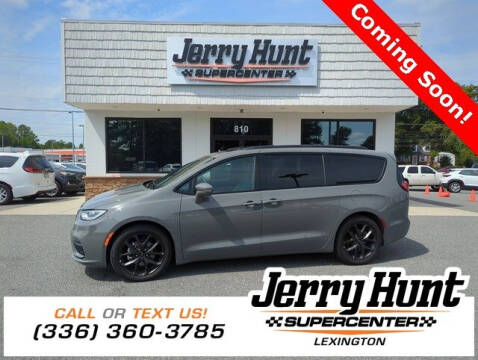 2022 Chrysler Pacifica for sale at Jerry Hunt Supercenter in Lexington NC
